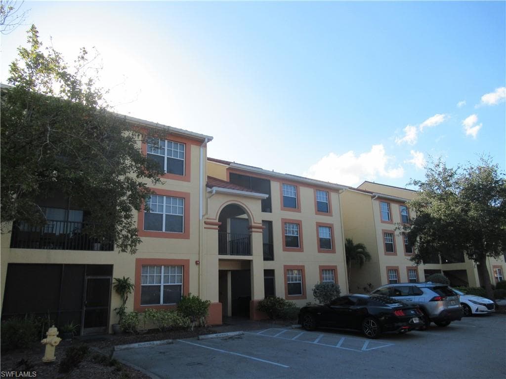 7965 Preserve CIR 736 NAPLES, FL 34119