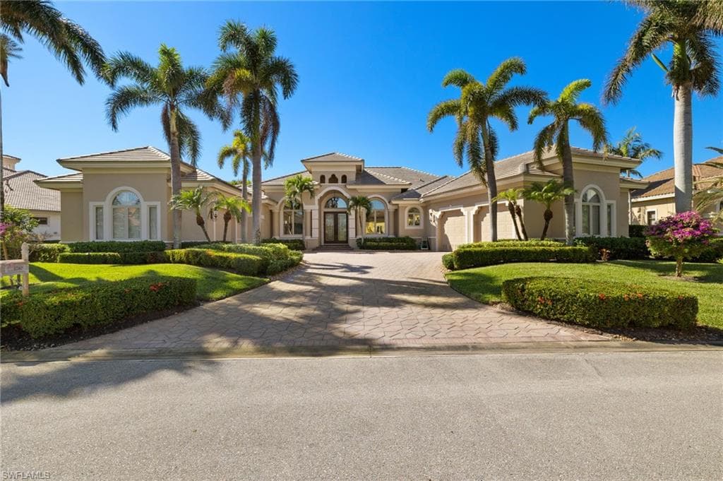 6740 Mossy Glen DR FORT MYERS, FL 33908
