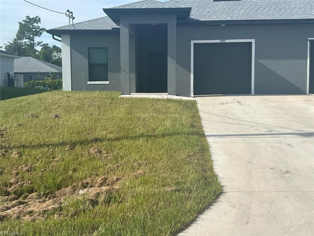 4745 26th ST SW 4745 LEHIGH ACRES, FL 33973