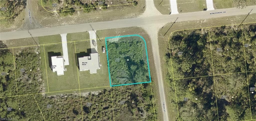677 Windermere DR LEHIGH ACRES, FL 33972