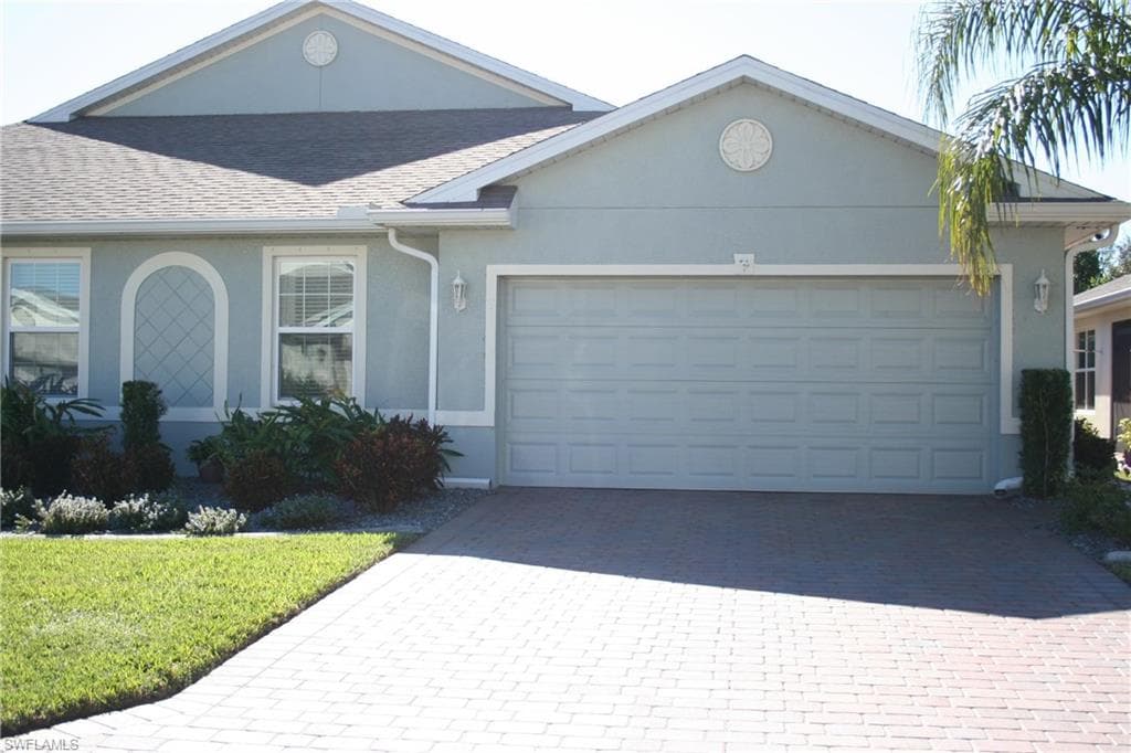 2068 Pigeon Plum WAY NORTH FORT MYERS, FL 33917