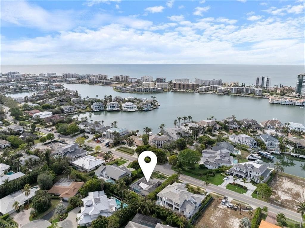 3600 Crayton RD NAPLES, FL 34103