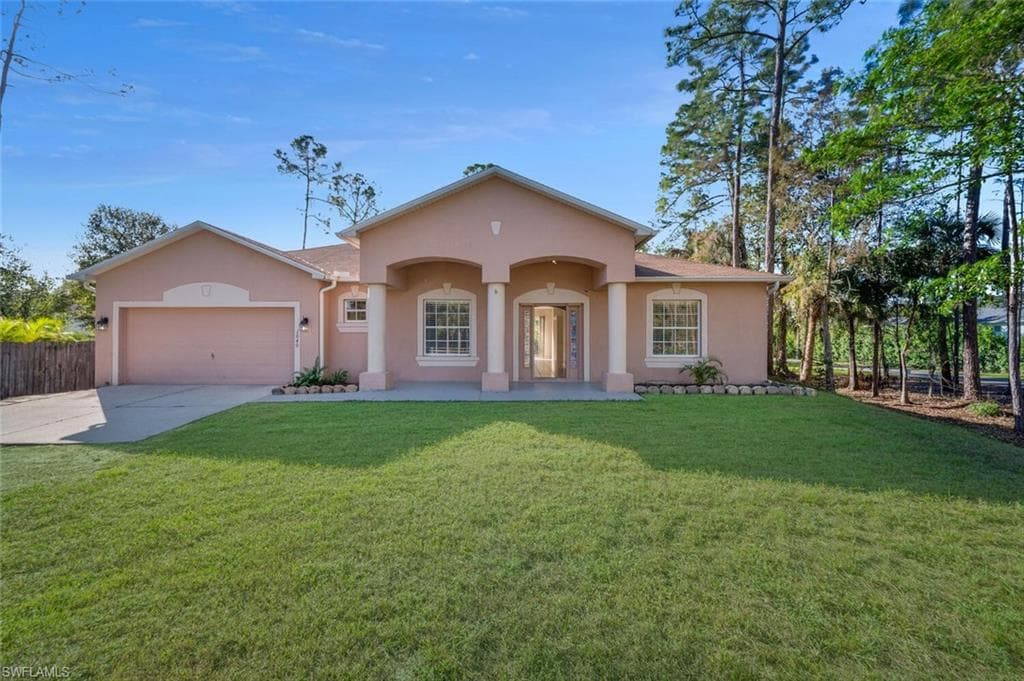 1040 24th AVE NE NAPLES, FL 34120