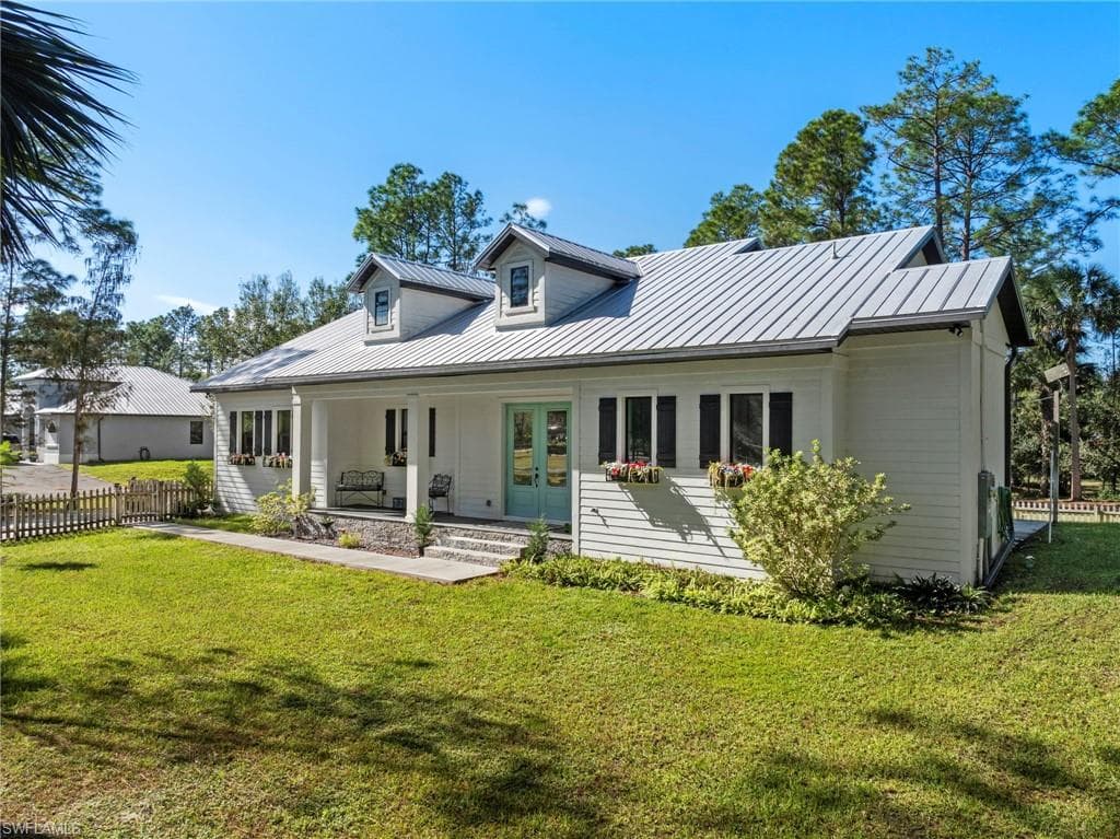 257 14th ST SE NAPLES, FL 34117