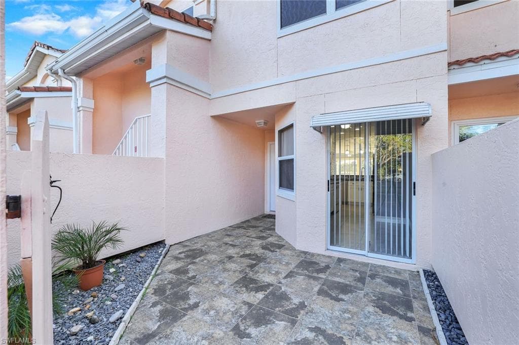 628 Woodshire LN G3 NAPLES, FL 34105