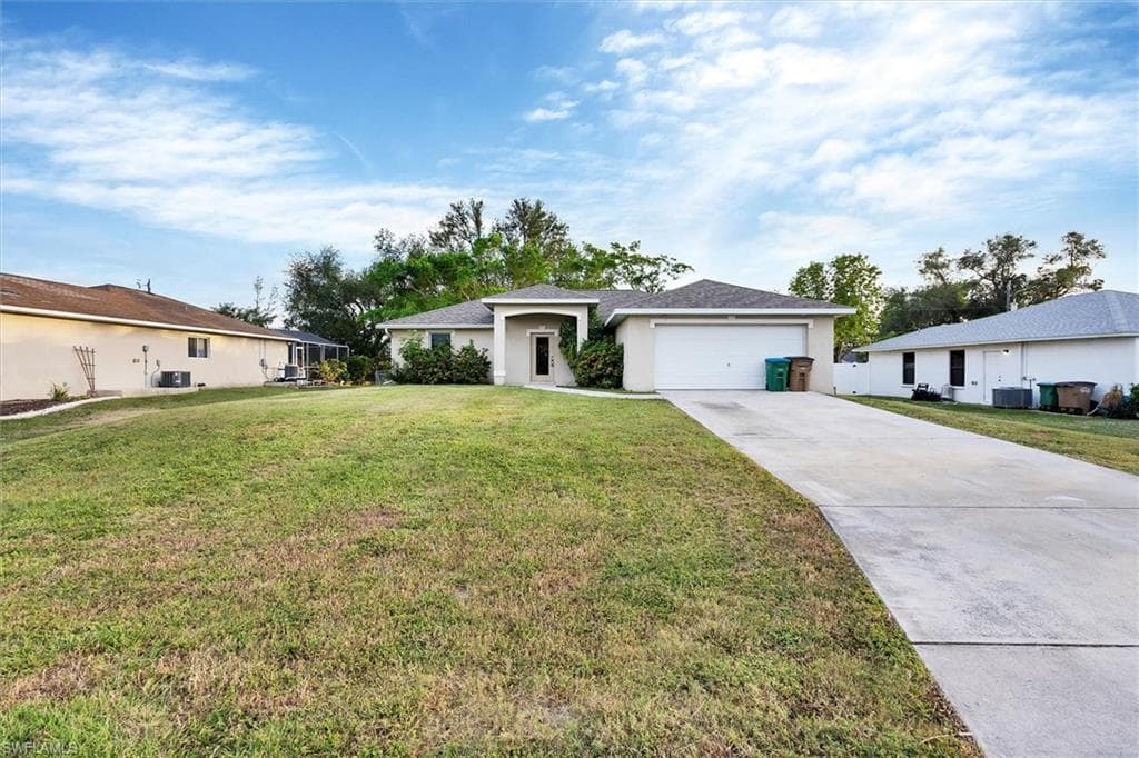626 SW 27th TER CAPE CORAL, FL 33914