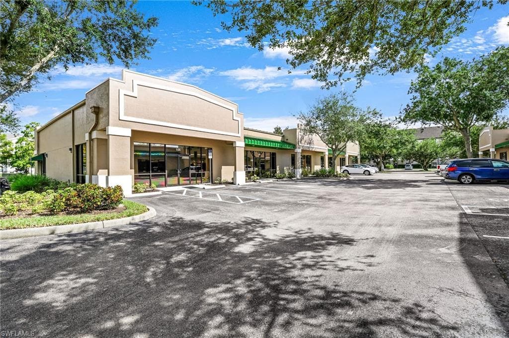 8991 Daniels Center DR 105 and #106 FORT MYERS, FL 33912