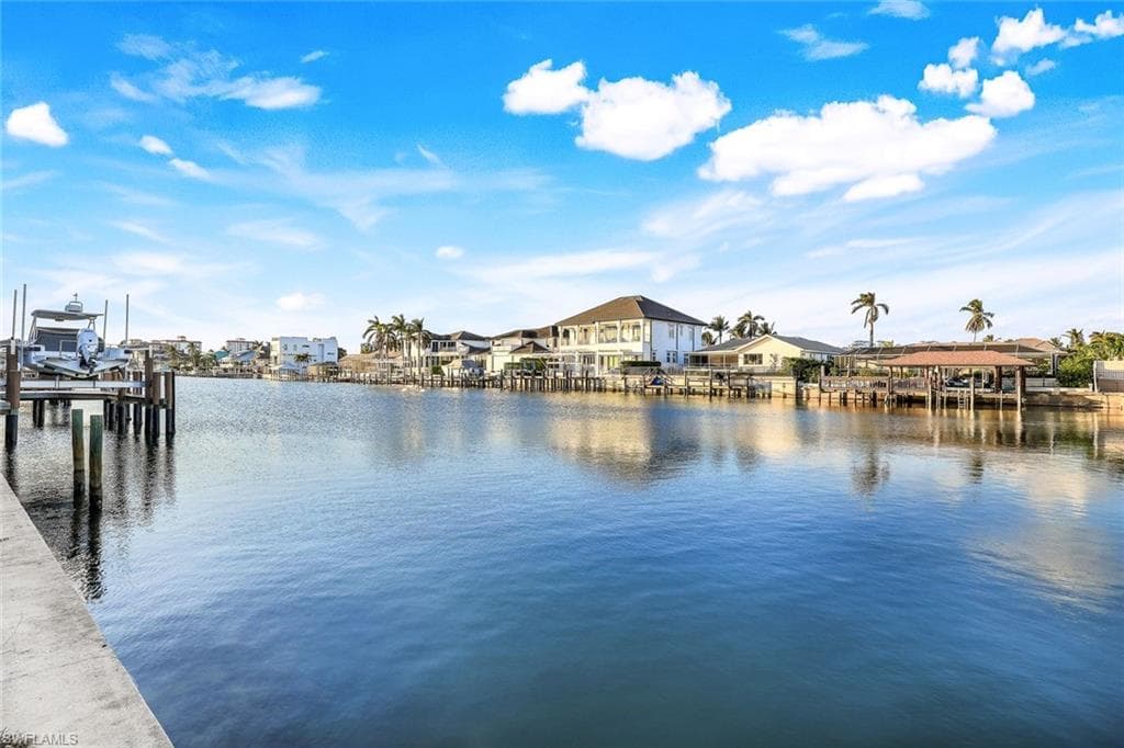 475 Seabee AVE NAPLES, FL 34108