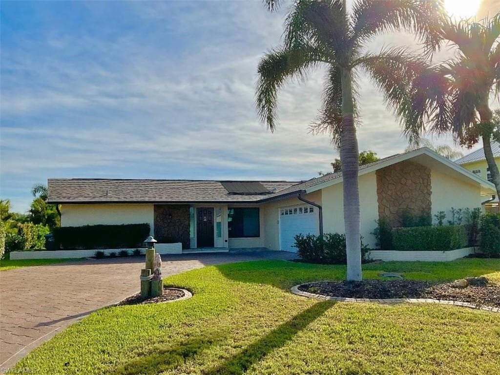 2603 SE 21st PL CAPE CORAL, FL 33904