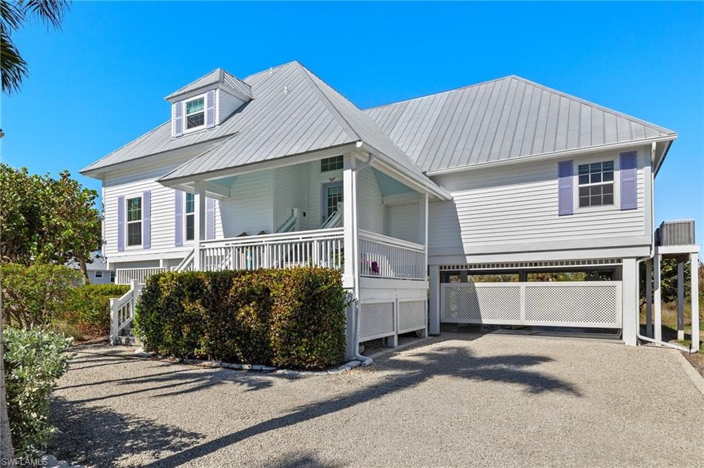 229 Daniel DR SANIBEL, FL 33957
