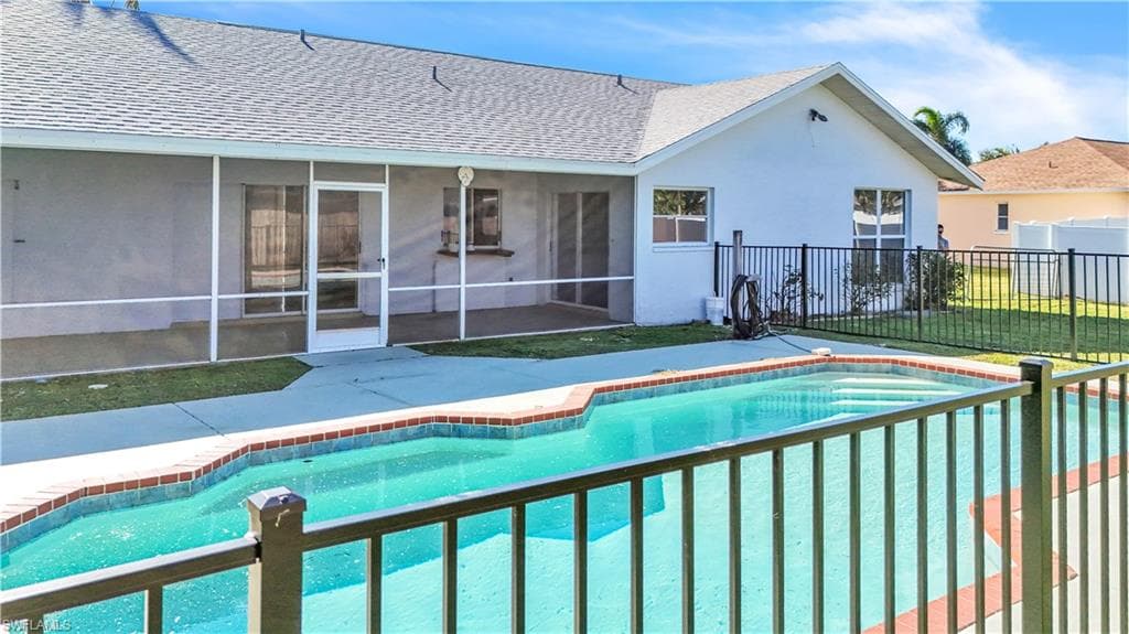 209 SW 10th TER CAPE CORAL, FL 33991