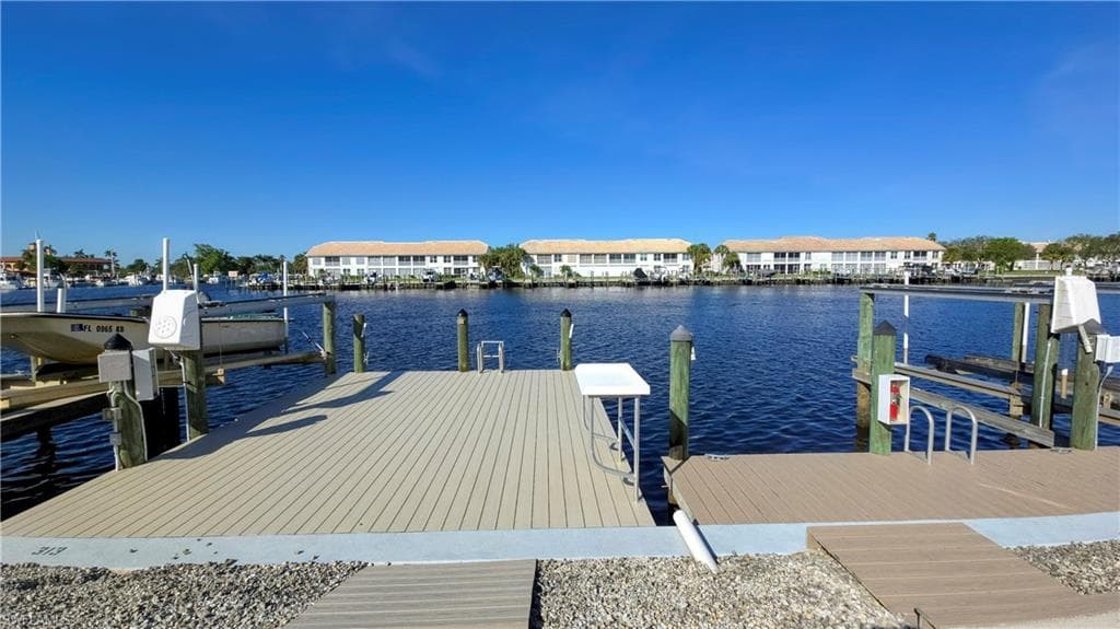 309 Stella Maris DR S NAPLES, FL 34114