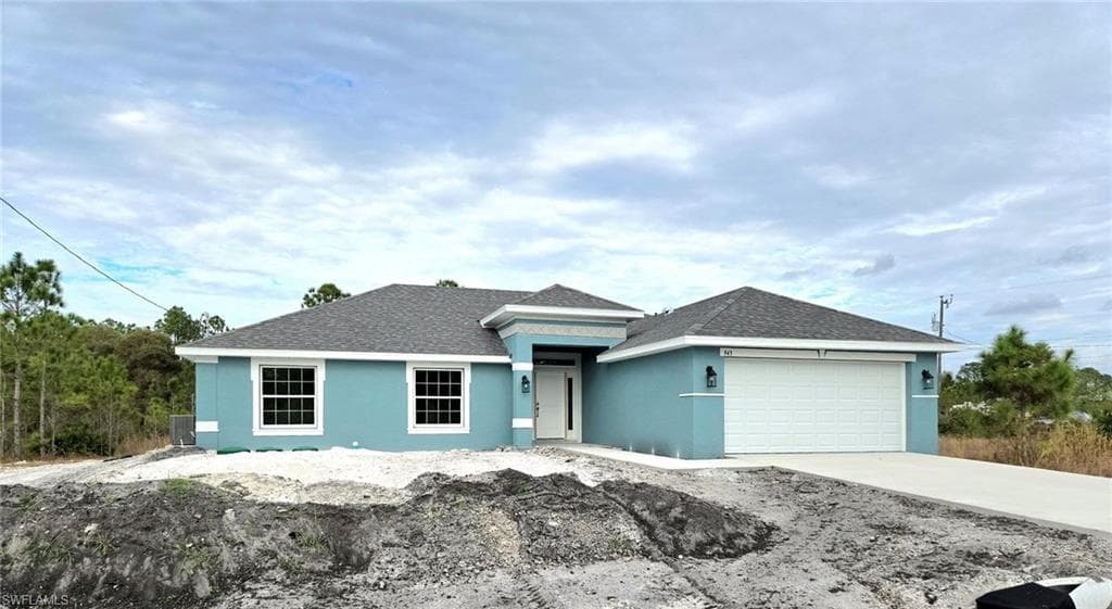 943 Macy ST E LEHIGH ACRES, FL 33974