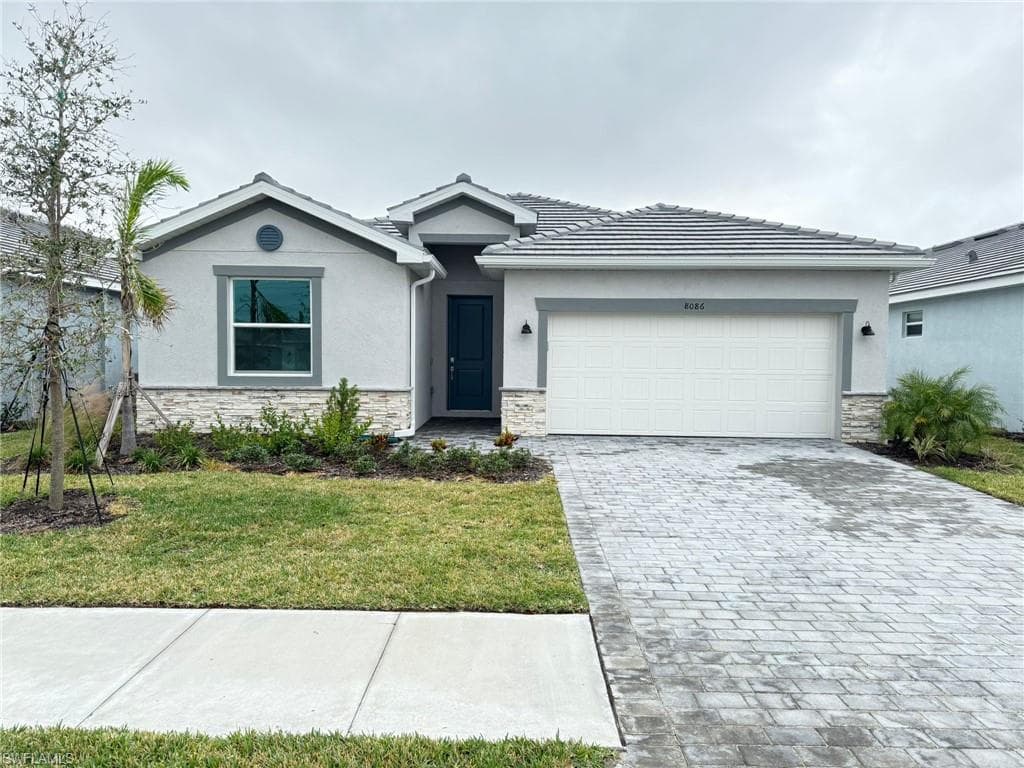 8086 Shore Lake DR ENGLEWOOD, FL 34224