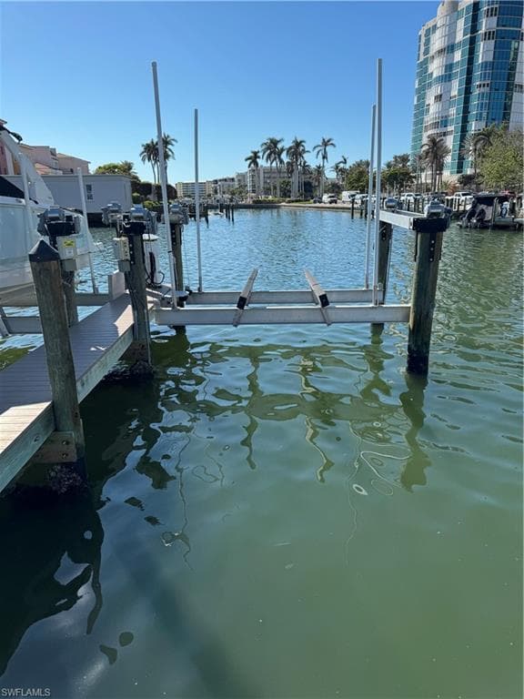 4090 Gulf Shore BLVD N NAPLES, FL 34103