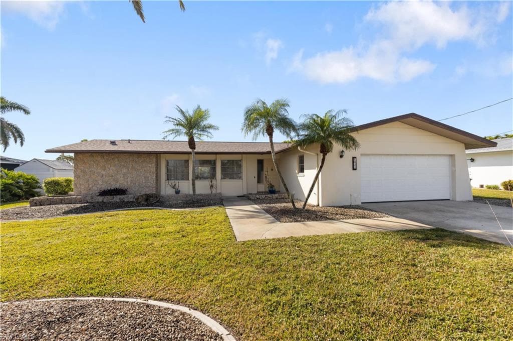 1622 SE 28th ST CAPE CORAL, FL 33904