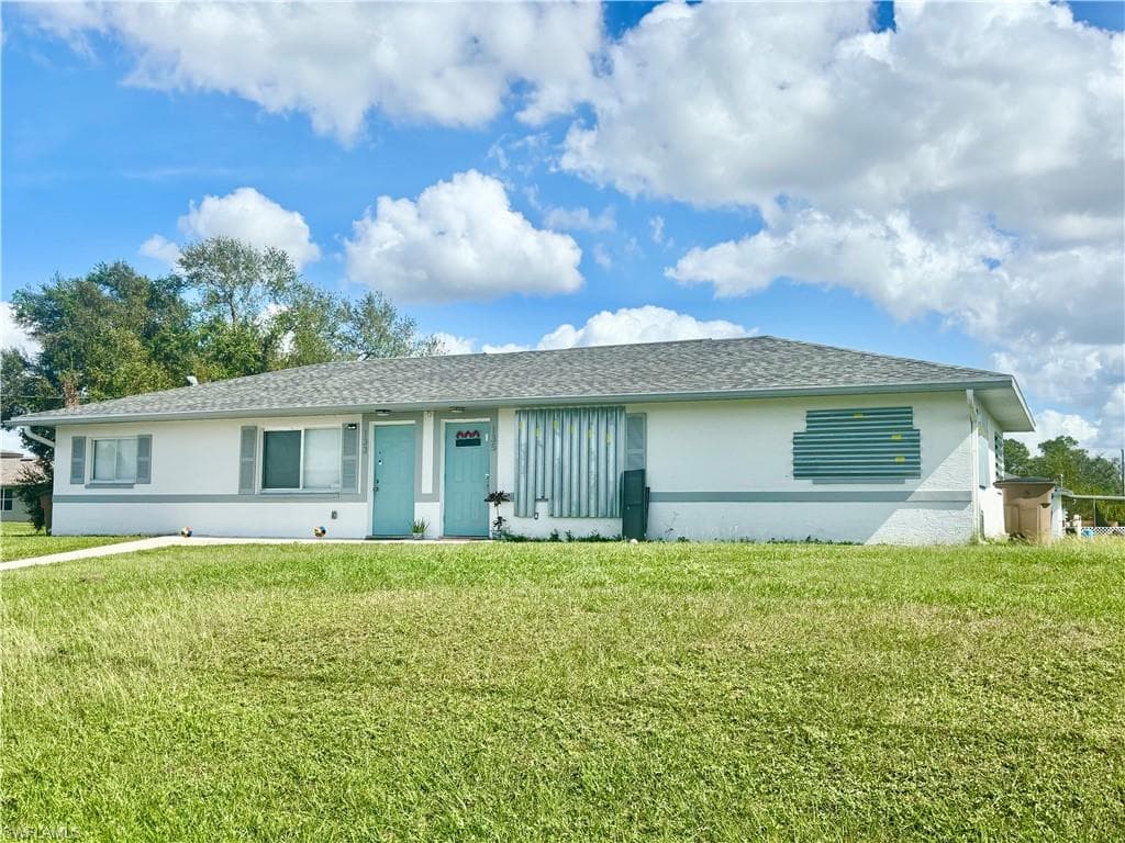 133/135 Gordon AVE S LEHIGH ACRES, FL 33973