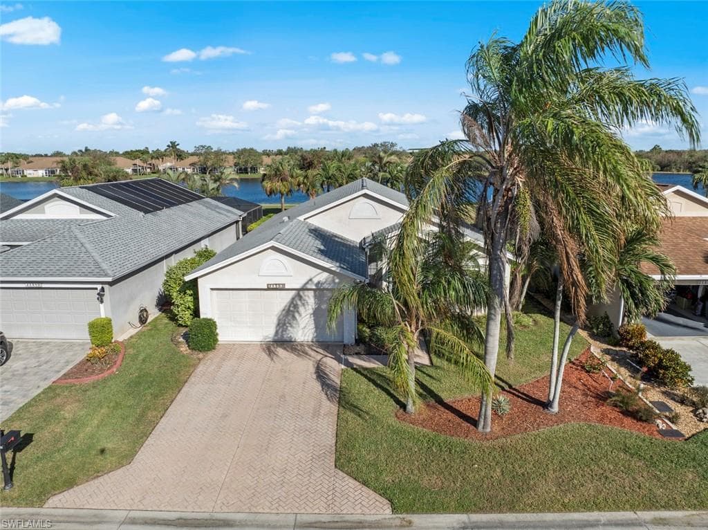 21593 Windham RUN ESTERO, FL 33928