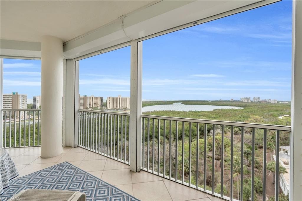 315 Dunes BLVD 907