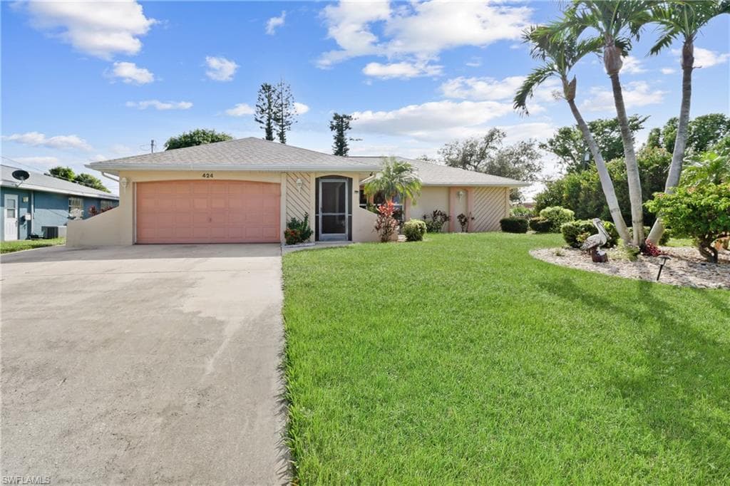 424 SW 33rd TER CAPE CORAL, FL 33914