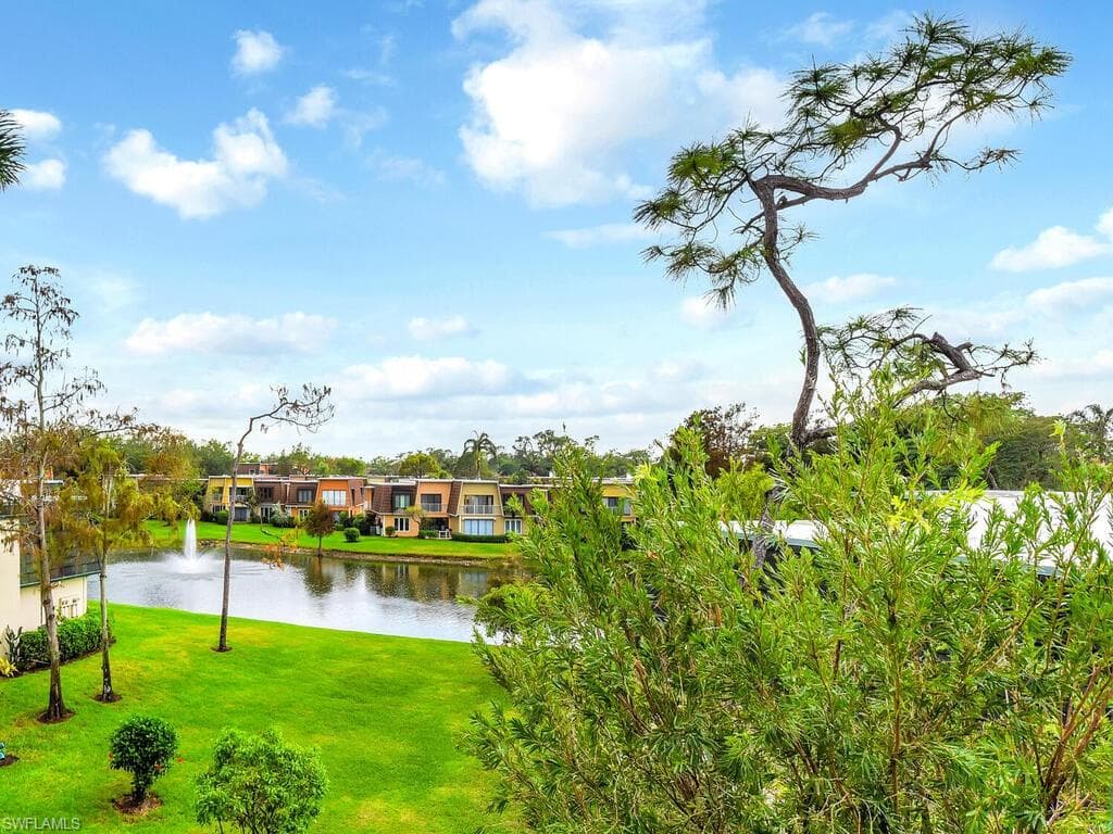 1718 Bald Eagle DR 513C NAPLES, FL 34105
