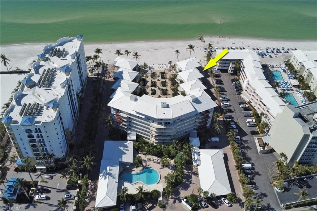 1851 Gulf Shore BLVD N 15 NAPLES, FL 34102