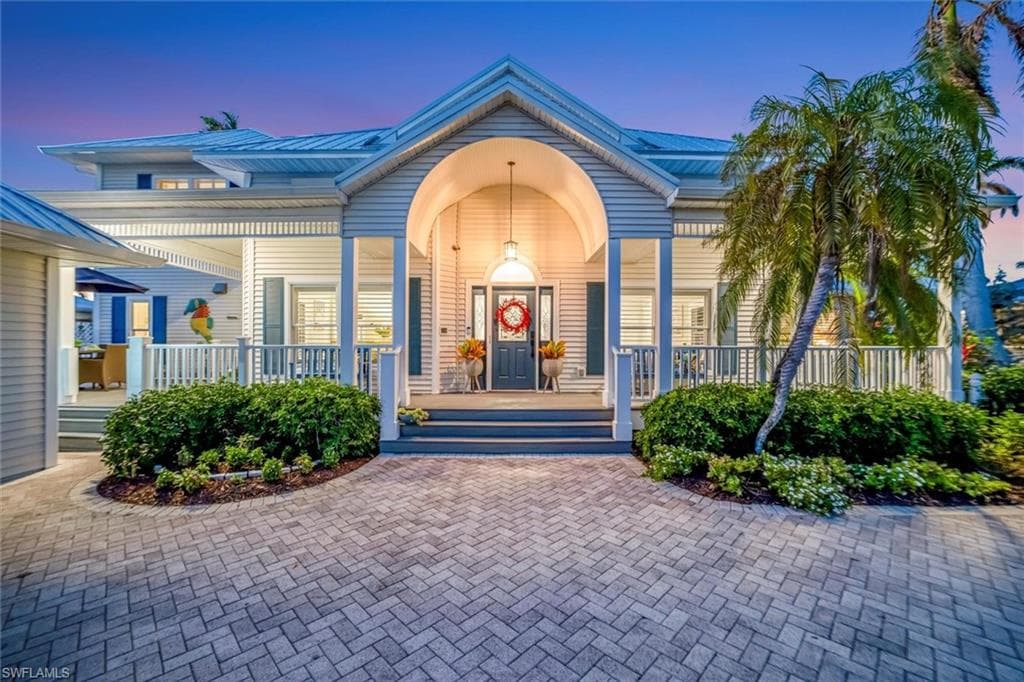 12360 McGregor Palms DR FORT MYERS, FL 33908
