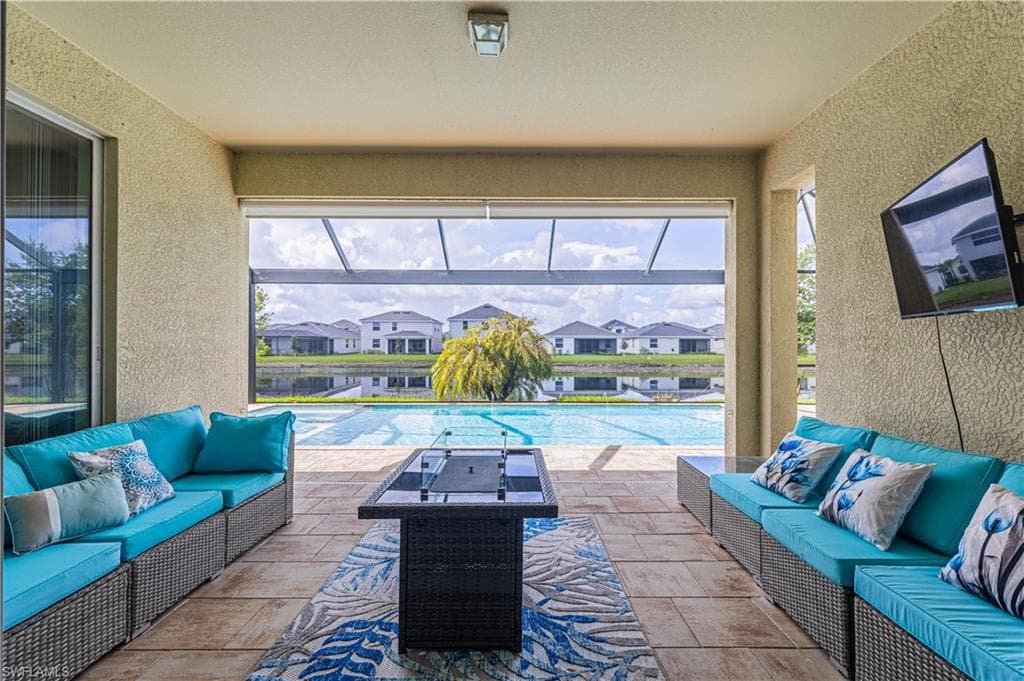 2079 Vermont LN NAPLES, FL 34120