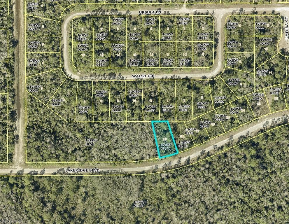 424 Lakeridge BLVD LEHIGH ACRES, FL 33972