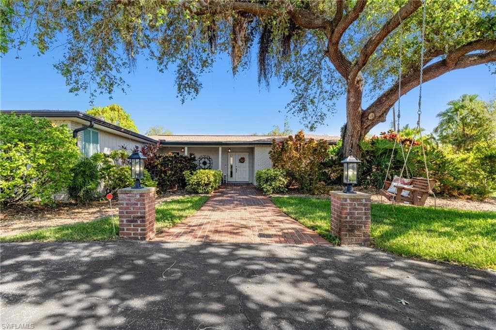 7059 Overlook DR FORT MYERS, FL 33919