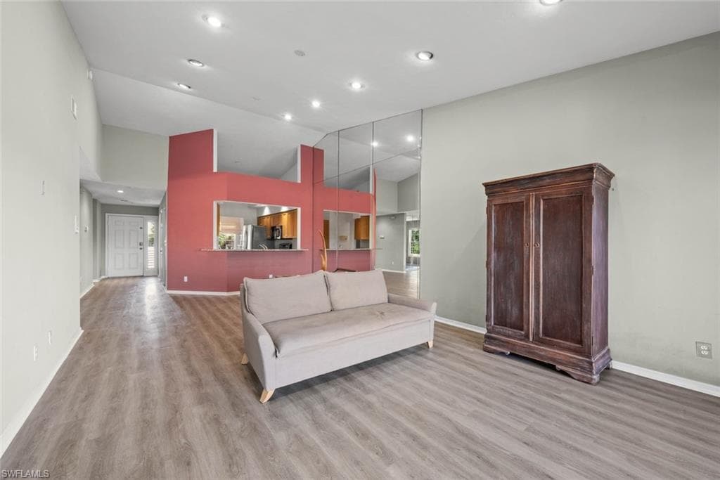 4131 Sawgrass Point DR 204 BONITA SPRINGS, FL 34134