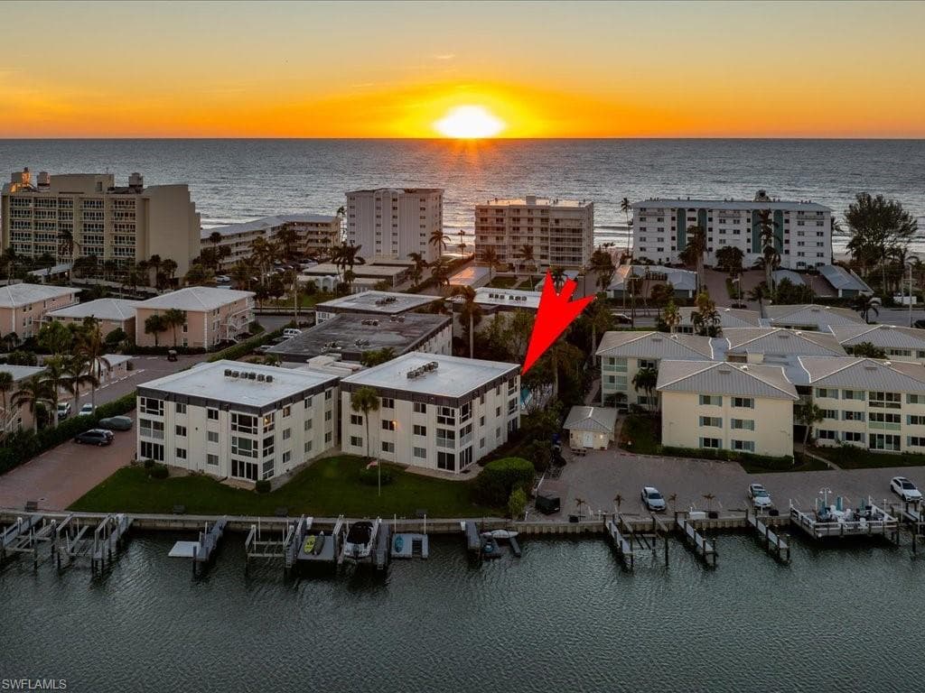 1930 Gulf Shore BLVD N D301 NAPLES, FL 34102