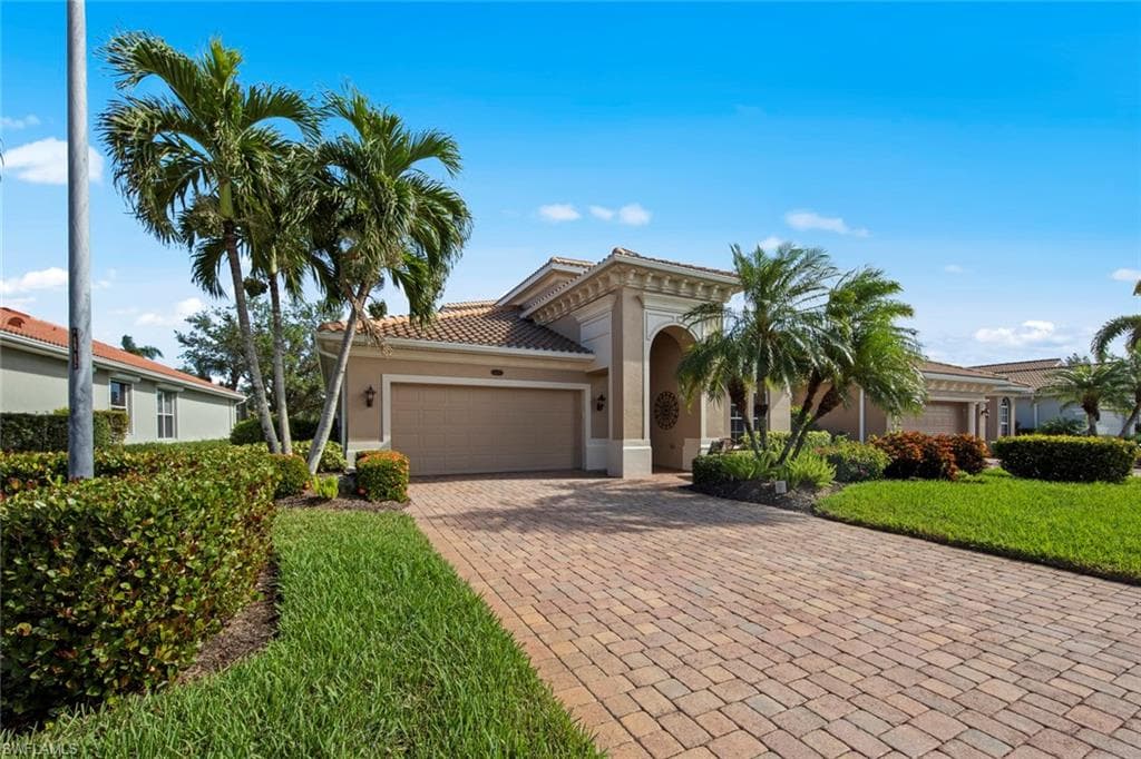 19701 Maddelena CIR ESTERO, FL 33967