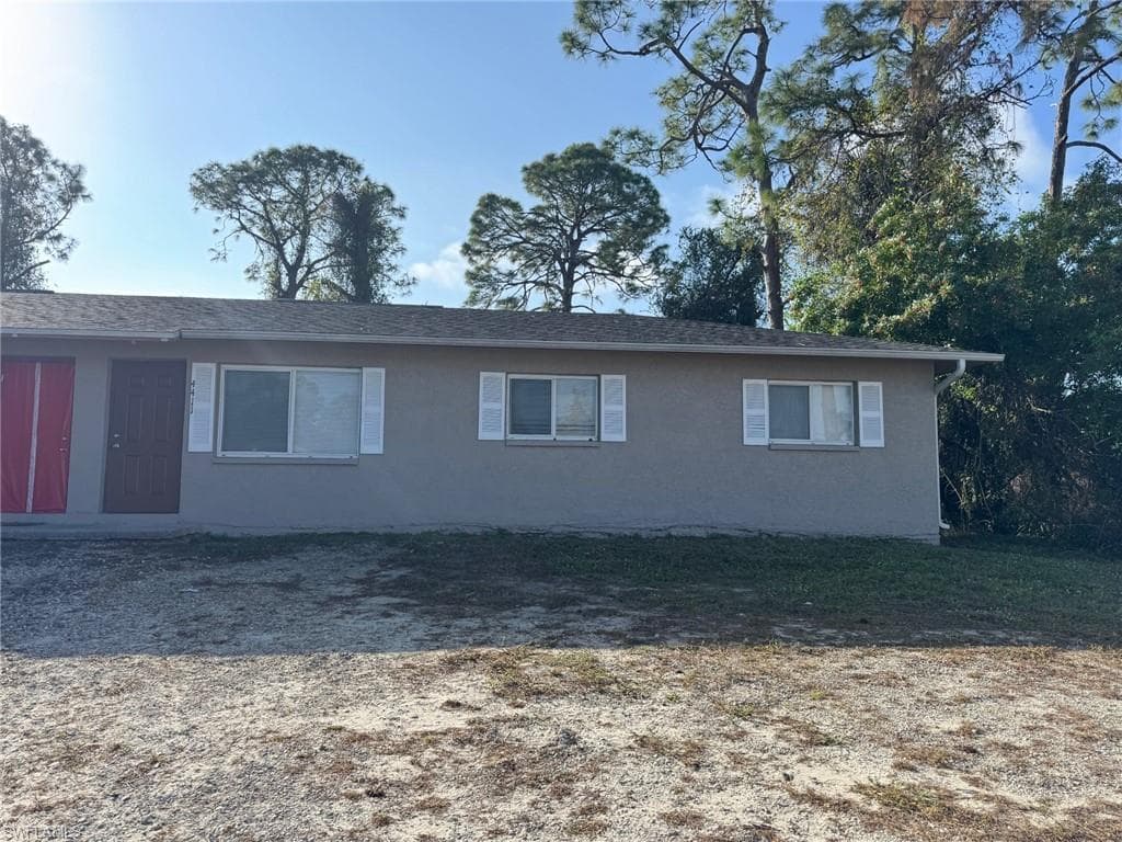 4411 Douglas LN LEHIGH ACRES, FL 33973