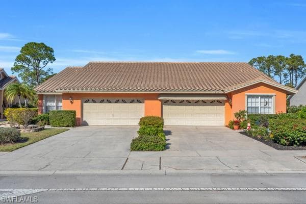649 Saint Andrews BLVD 107-0 NAPLES, FL 34113