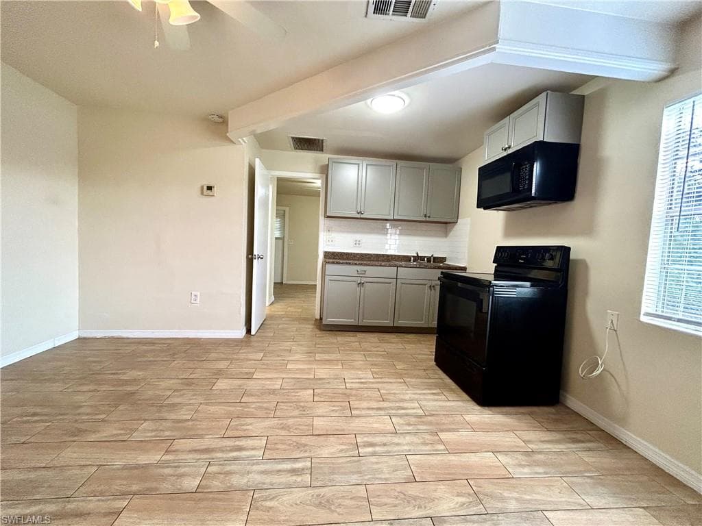 4926 Vincennes CT 6 CAPE CORAL, FL 33904
