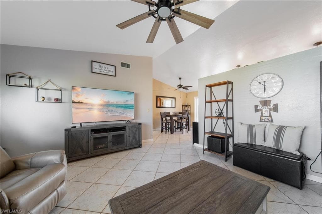 614 SW 25th TER CAPE CORAL, FL 33914