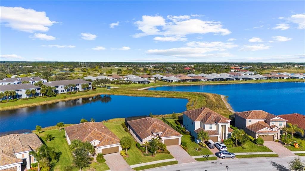 4025 E Hampton CIR ALVA, FL 33920