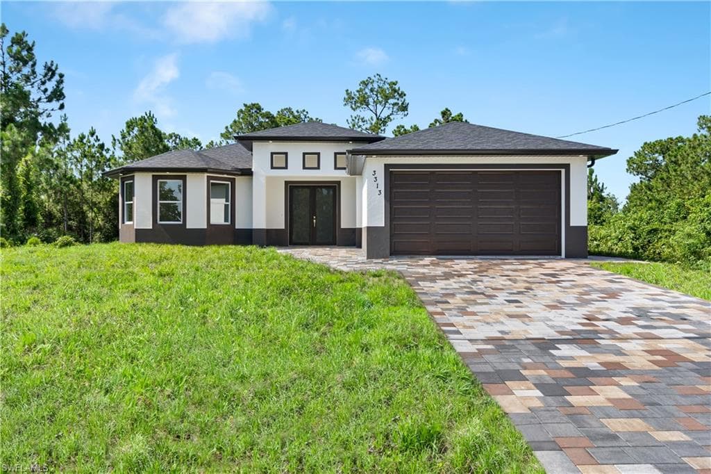 2604 11th ST SW LEHIGH ACRES, FL 33976
