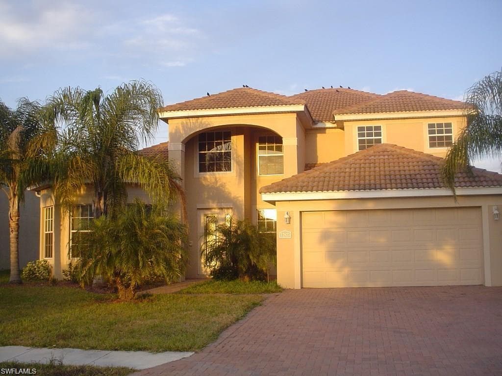 12621 Gemstone CT FORT MYERS, FL 33913