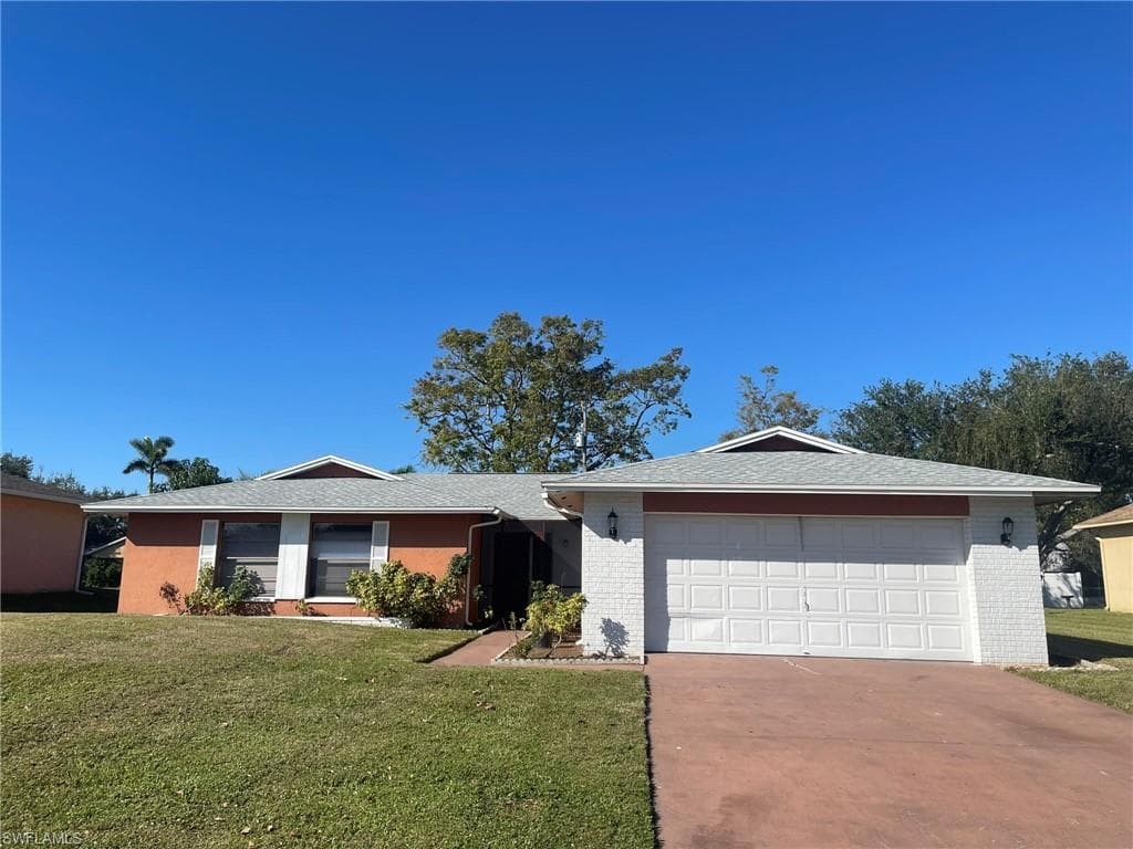832 SE 5th PL CAPE CORAL, FL 33990