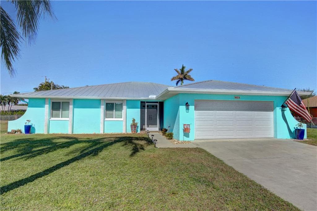 1833 SE 6th LN CAPE CORAL, FL 33990