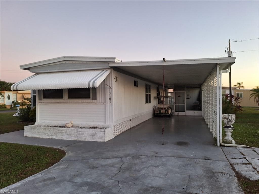 3101 Venus LN NORTH FORT MYERS, FL 33903