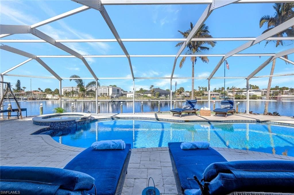 5211 Tamiami CT CAPE CORAL, FL 33904