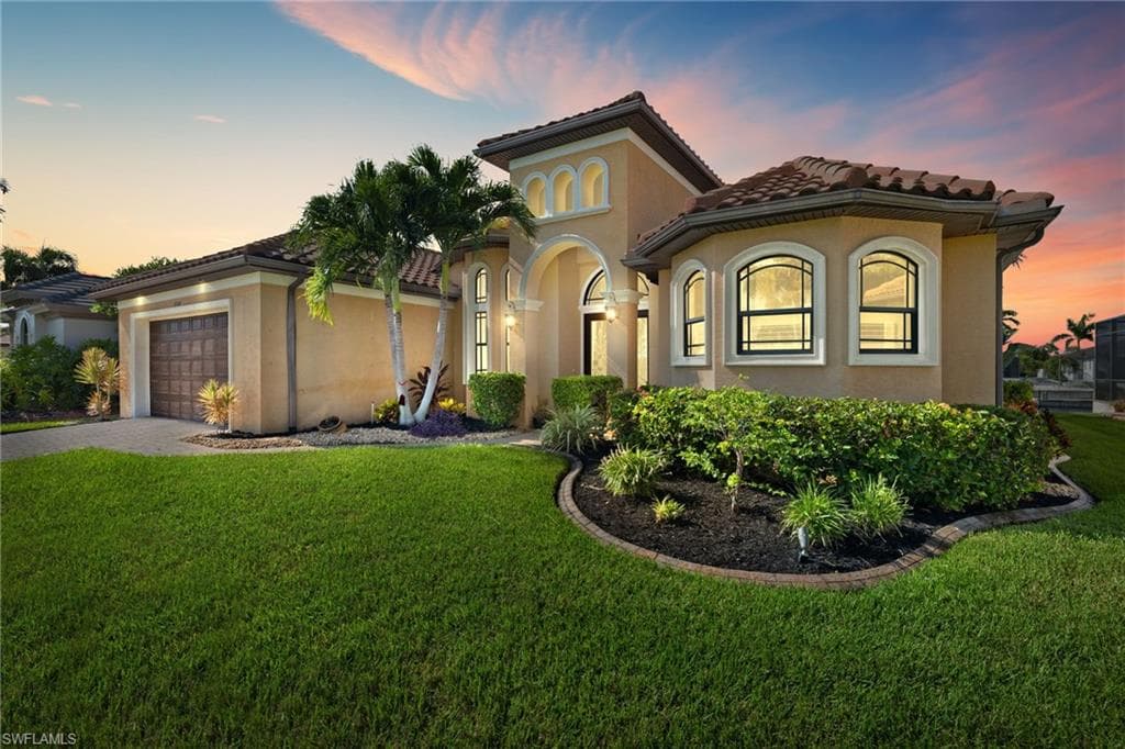 2907 SW 40th ST CAPE CORAL, FL 33914