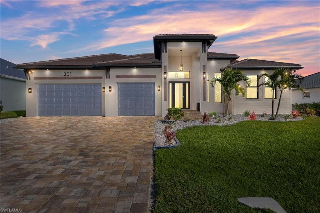 301 NW 39th AVE CAPE CORAL, FL 33993