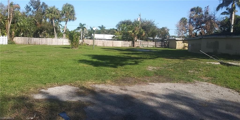 219 Labelle AVE FORT MYERS, FL 33905