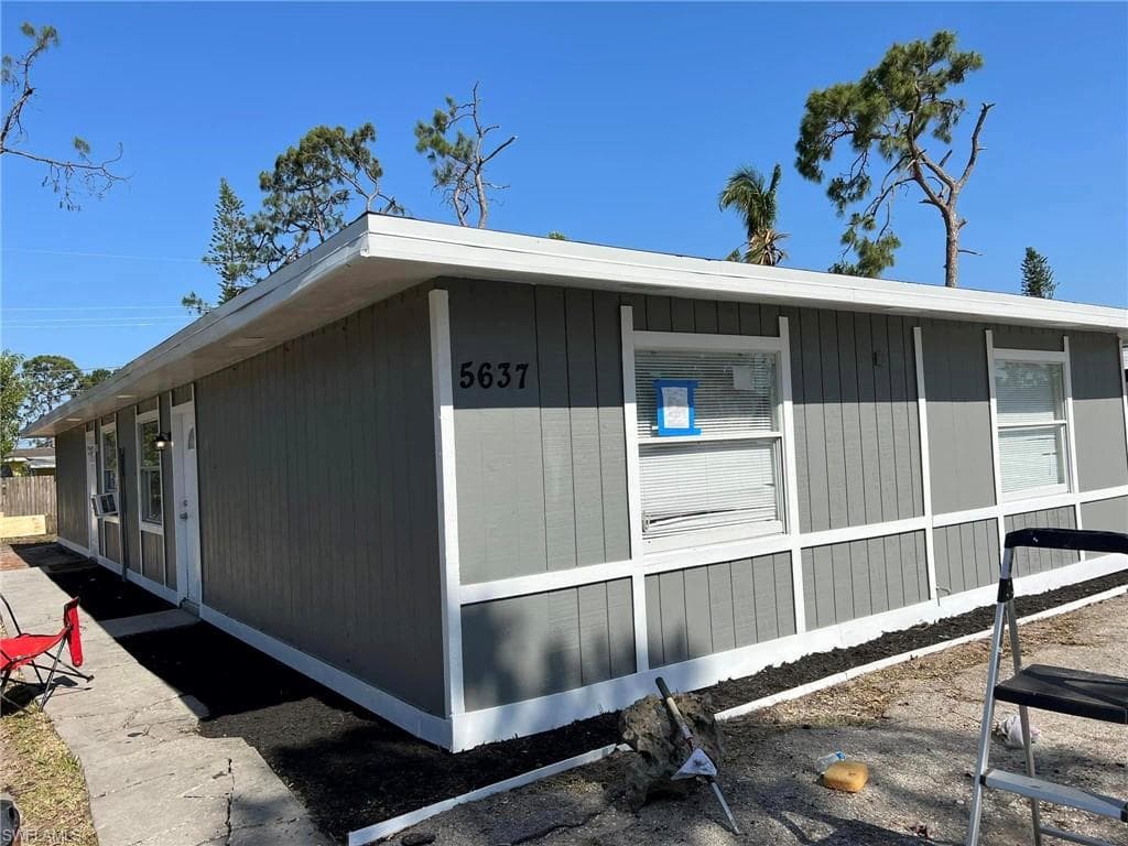 5639 5th AVE FORT MYERS, FL 33907