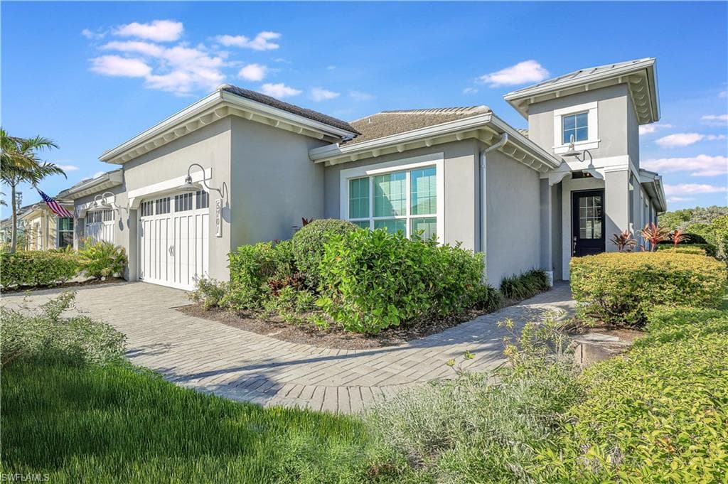 5701 Highbourne DR NAPLES, FL 34113