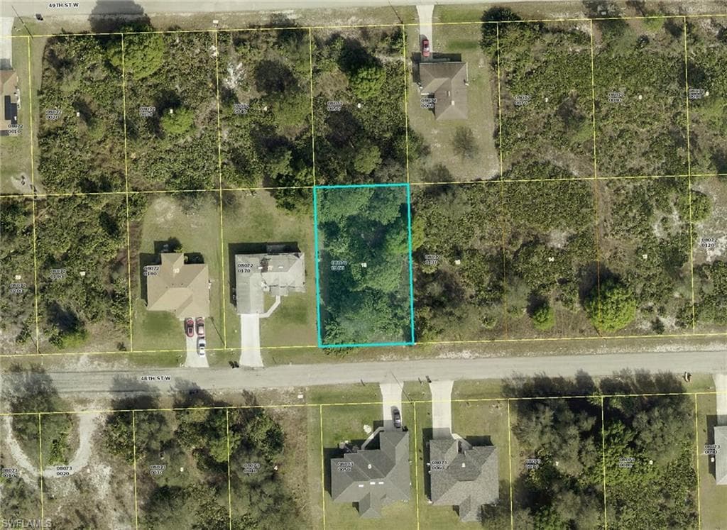 2710 48th ST W LEHIGH ACRES, FL 33971